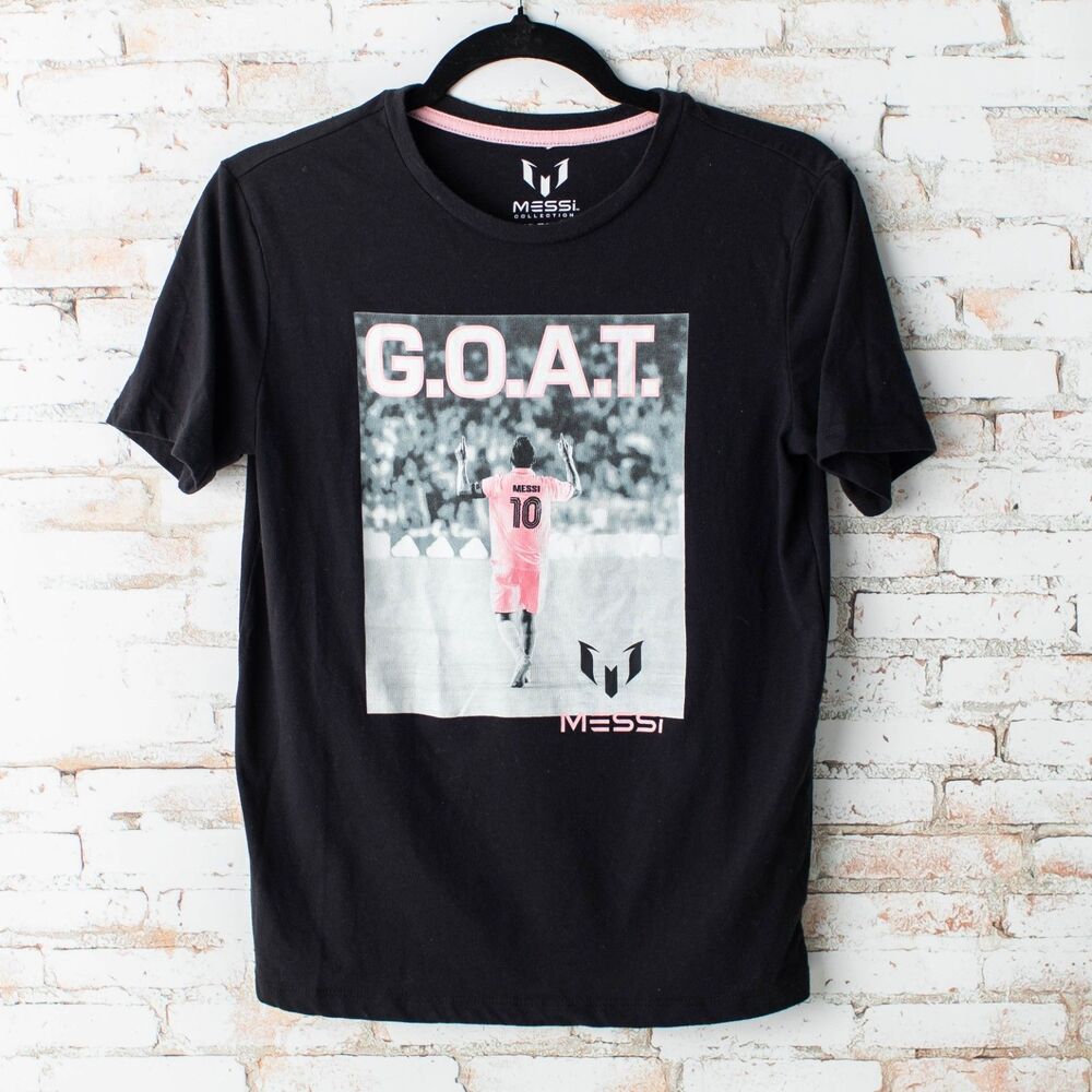 Messi Collection Boys Youth XL Black GOAT Graphic T-Shirt Lionel Messi Soccer